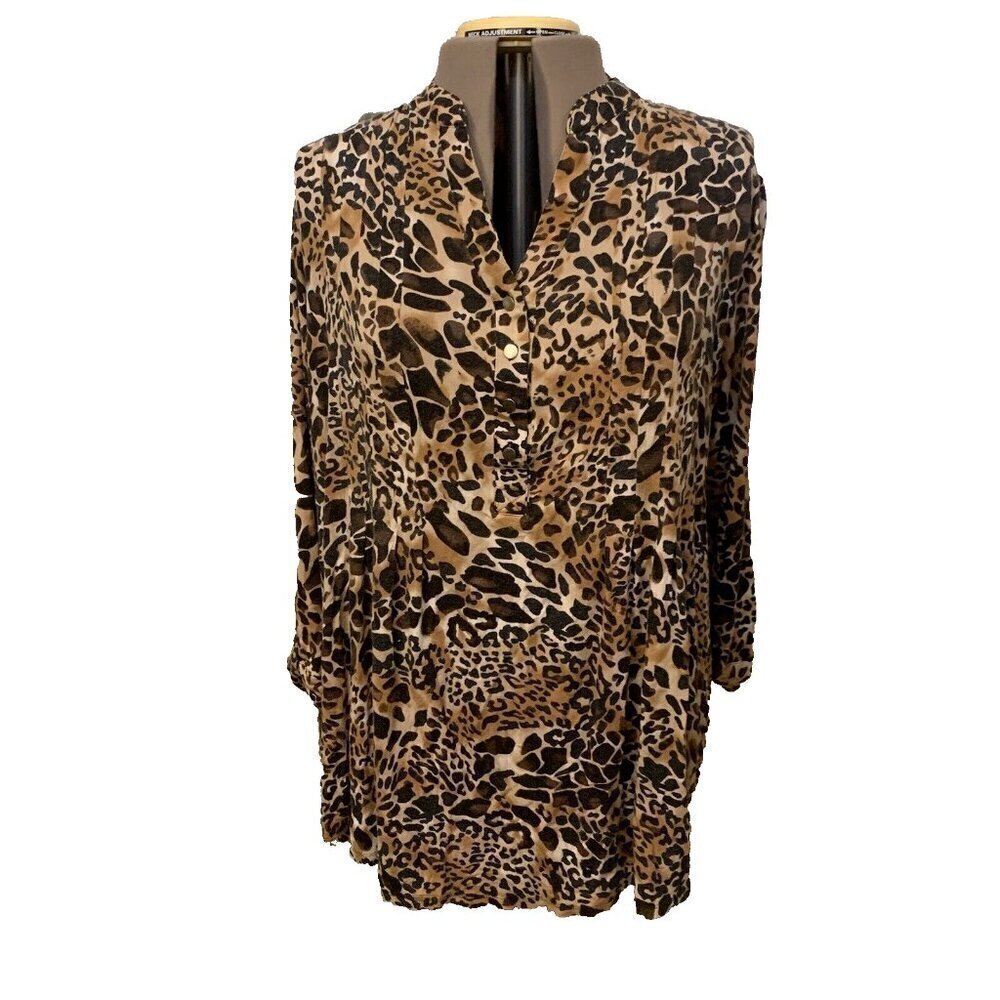 Roz & Ali. Sz 3X. Stretch. Pullover Jersey Animal Print. Tab Button Slv. B107
